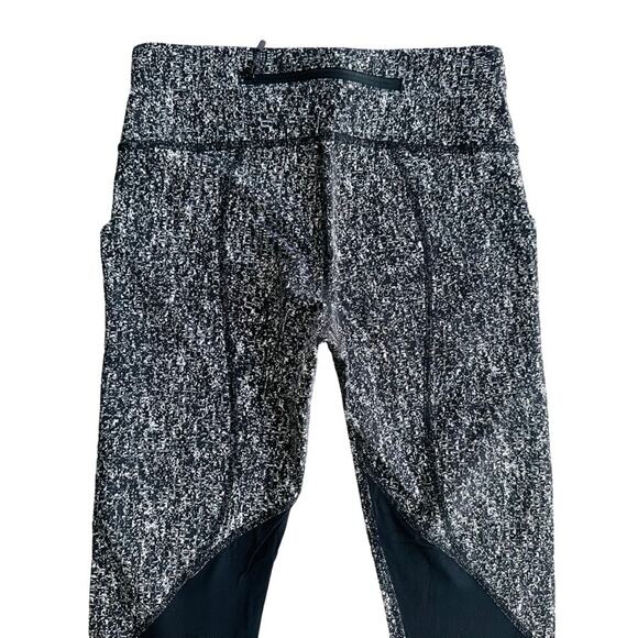 Lululemon Pace Rival Crop 21" Jacquard Black White Black Size 4 Run Gym Workout - Picture 5 of 7